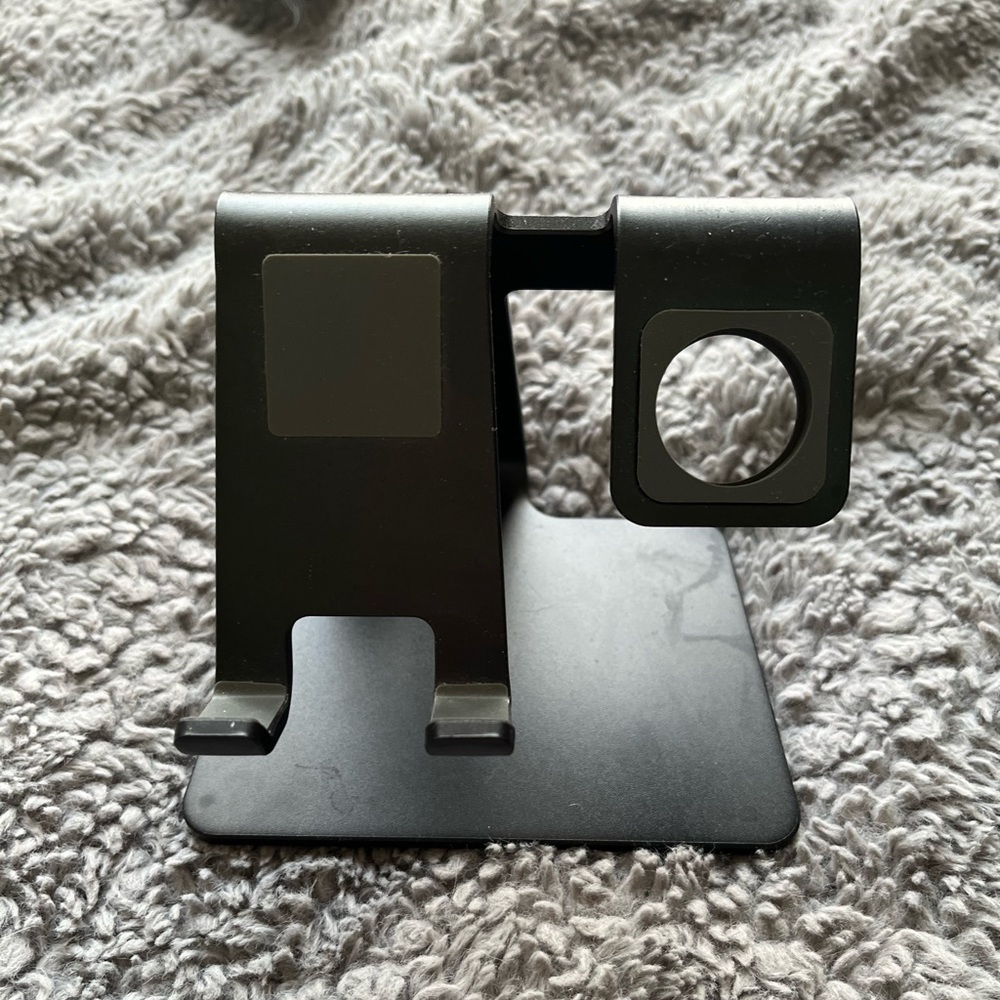 2 in 1 iPhone and iWatch Stand